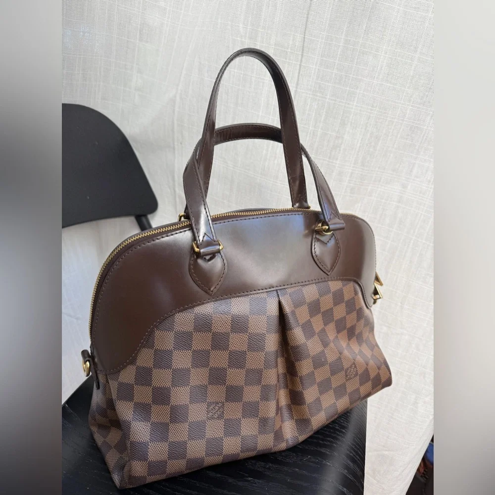 Louis Vuitton Salvi Damier bag